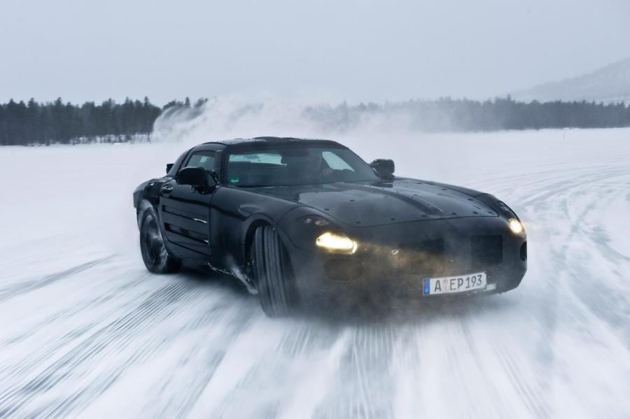  Mercedes-Benz SLS AMG 2010 года  (фото 38 из 526)